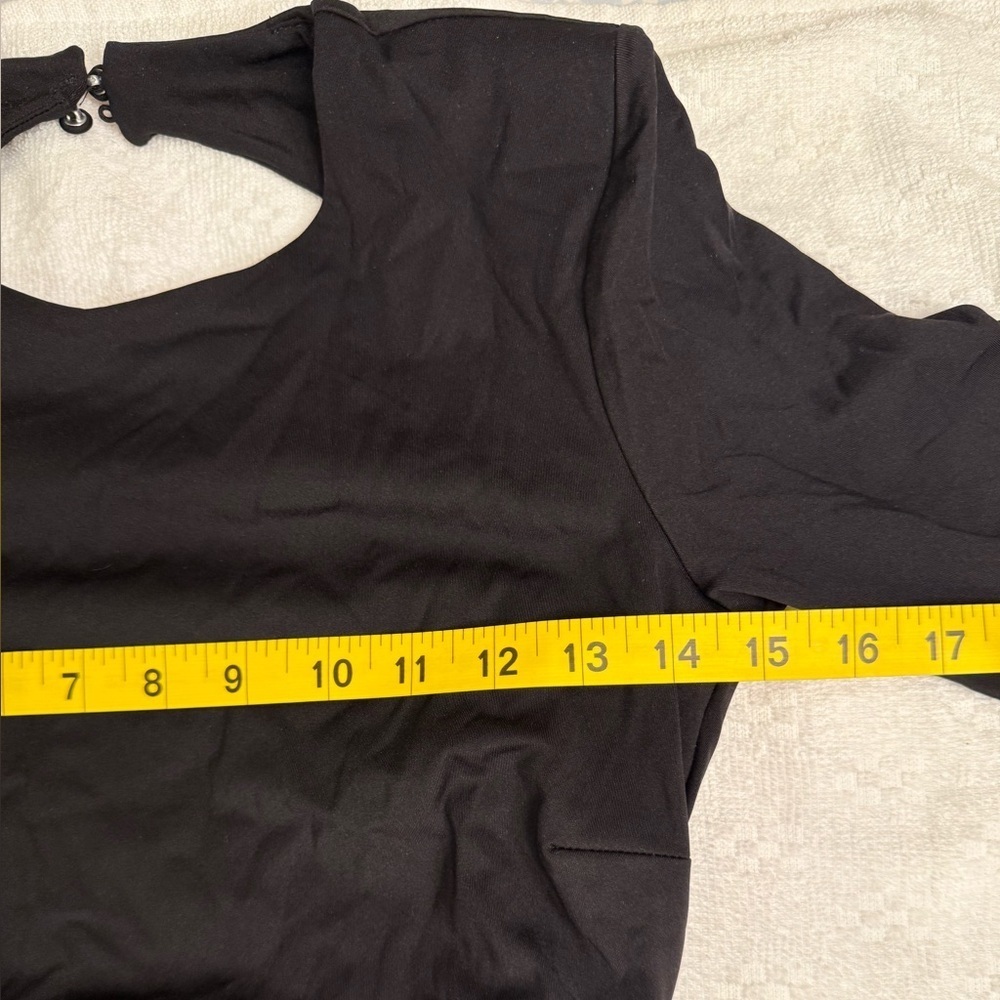 Bardot Elegant Black Ruched Dress - Picture 4 of 10